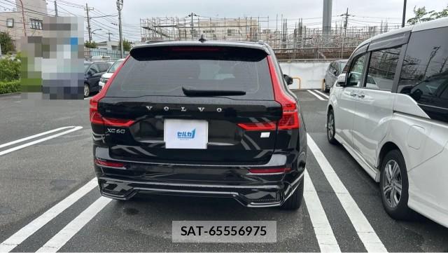 Volvo XC60 2022-12 8877156-1