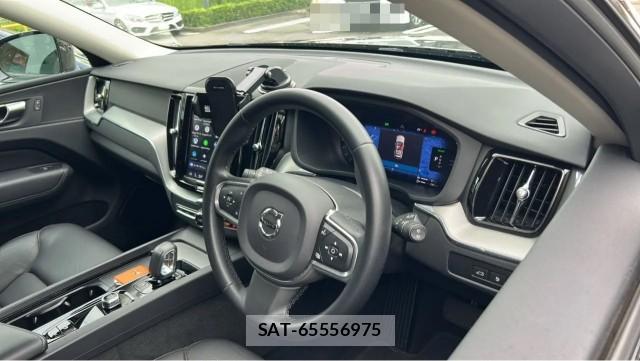 Volvo XC60 2022-12 8877156-16