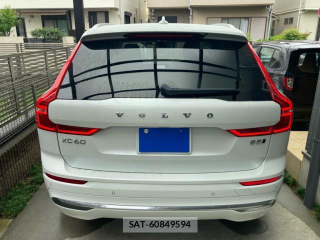 Volvo XC60 2021-10 8877411-13