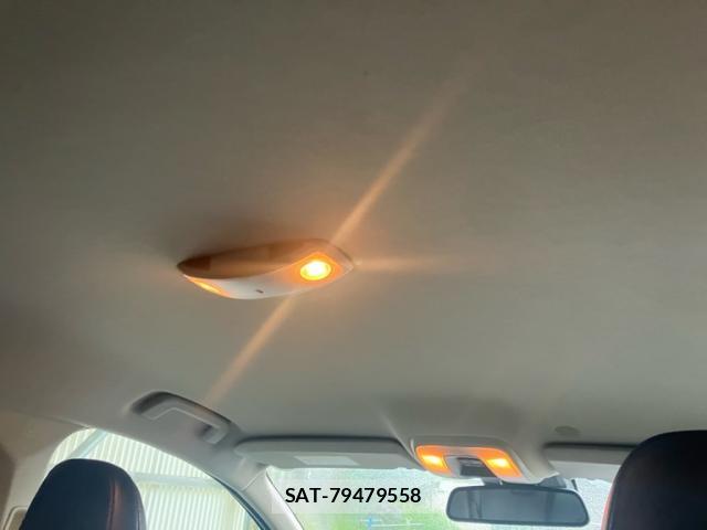 Volvo XC60 2011-09 8877447-15