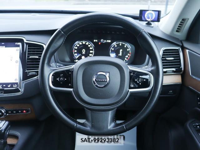 Volvo XC90 2016-12 8875943-11
