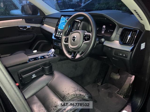 Volvo XC90 2025-11 8877965-8