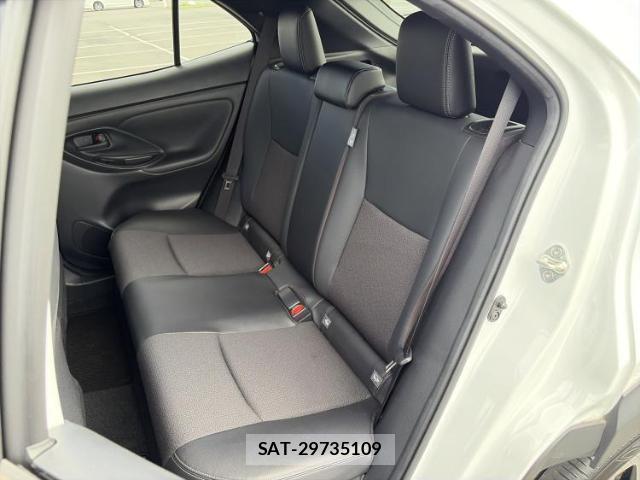 Toyota YARIS CROSS 2024-01 8876109-6