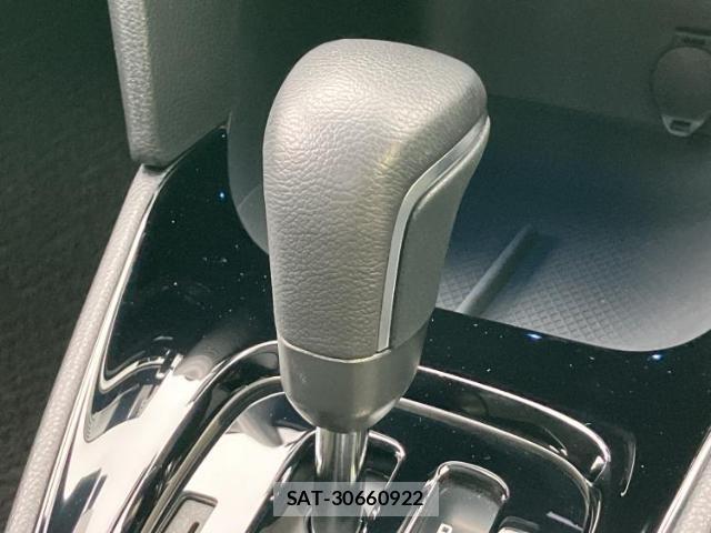 Toyota YARIS CROSS 2023-03 8876145-16