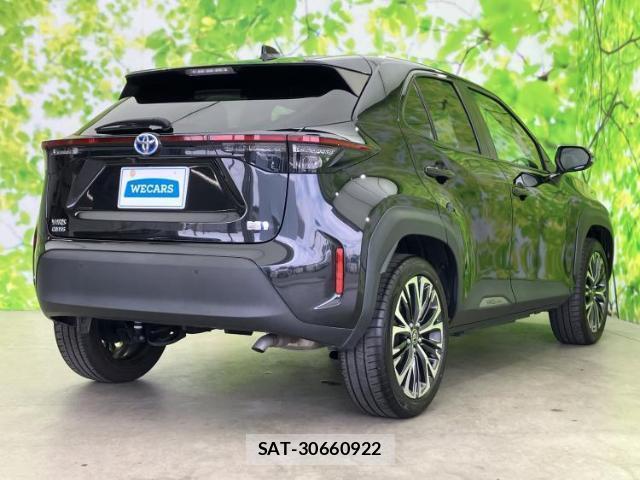 Toyota YARIS CROSS 2023-03 8876145-2