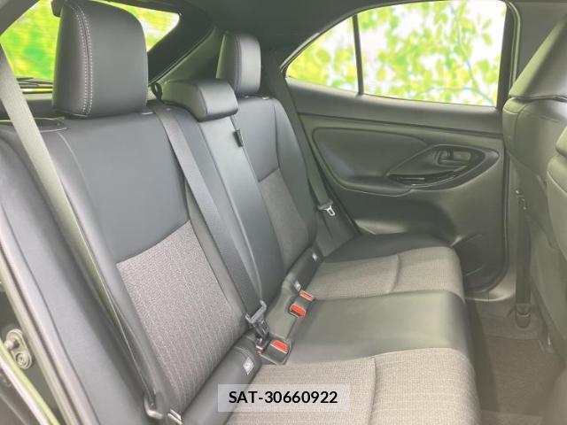 Toyota YARIS CROSS 2023-03 8876145-4