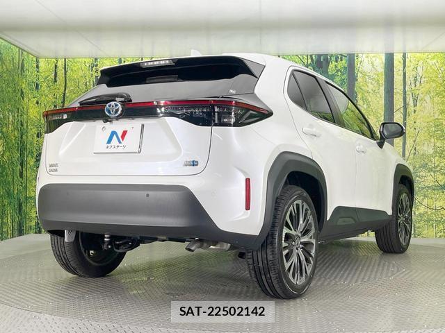 Toyota YARIS CROSS 2023-12 8876589-16