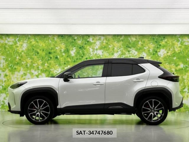 Toyota YARIS CROSS 2023-07 8877019-1