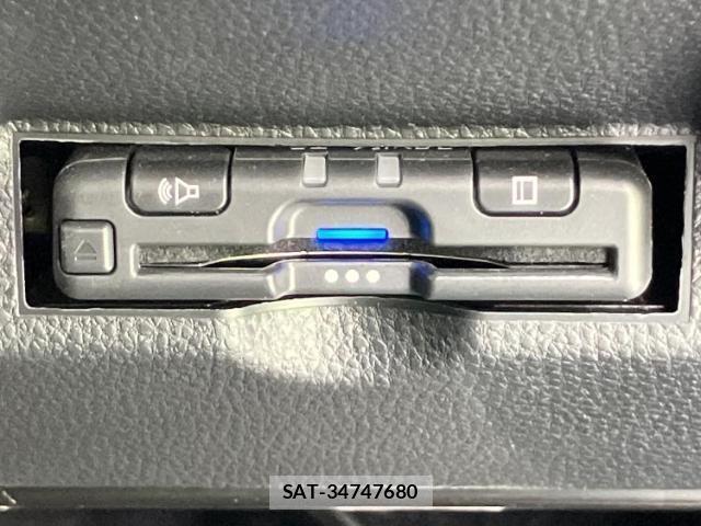 Toyota YARIS CROSS 2023-07 8877019-17
