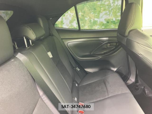 Toyota YARIS CROSS 2023-07 8877019-4