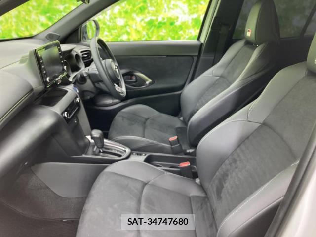 Toyota YARIS CROSS 2023-07 8877019-5
