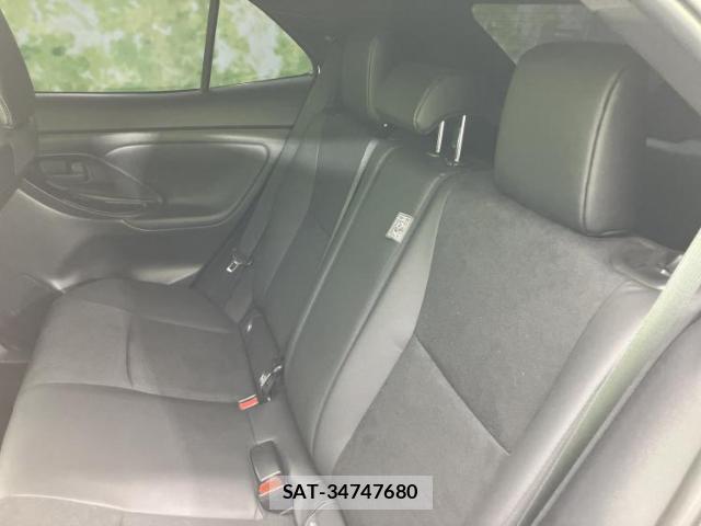 Toyota YARIS CROSS 2023-07 8877019-6
