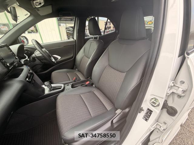 Toyota YARIS CROSS 2023-01 8877064-12