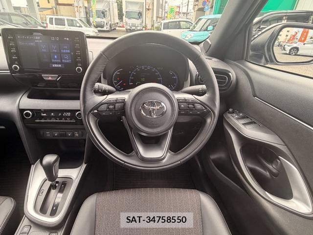 Toyota YARIS CROSS 2023-01 8877064-15