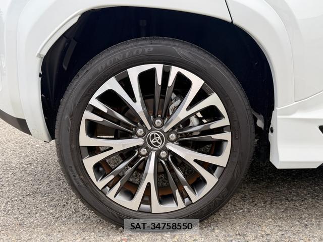 Toyota YARIS CROSS 2023-01 8877064-19