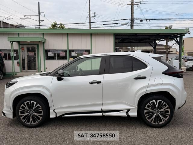 Toyota YARIS CROSS 2023-01 8877064-4