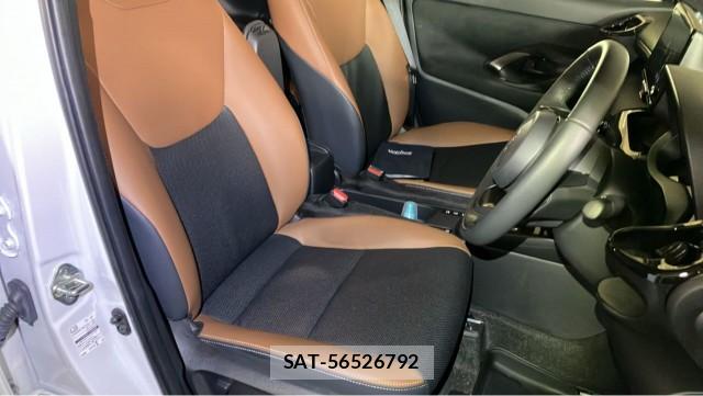 Toyota YARIS CROSS 2024-02 8877103-5