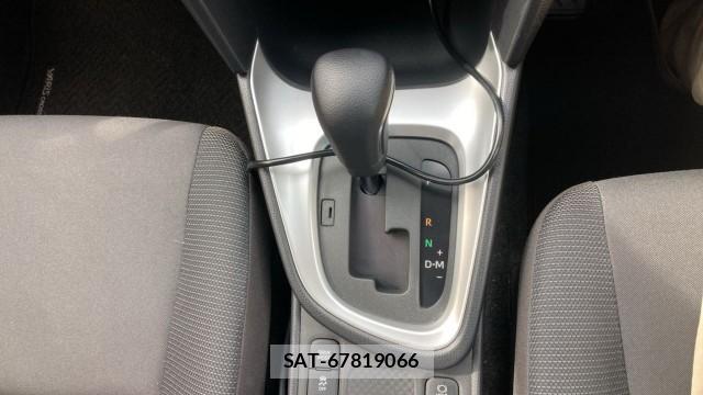 Toyota YARIS CROSS 2021-05 8877178-14