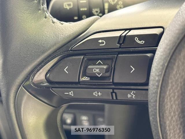 Toyota YARIS CROSS 2024-06 8877213-17