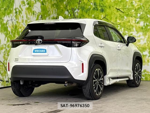Toyota YARIS CROSS 2024-06 8877213-2