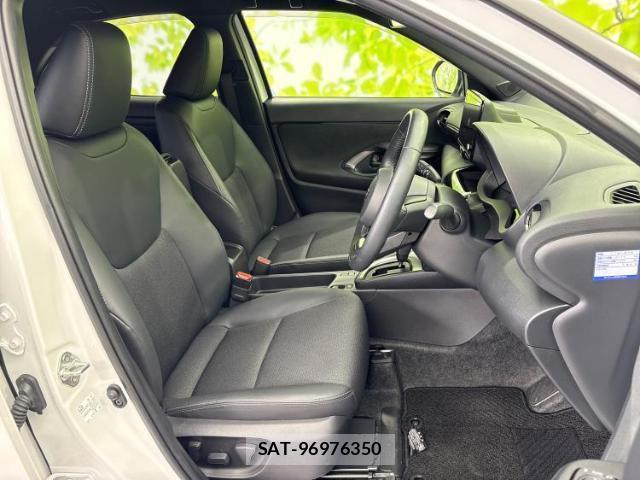 Toyota YARIS CROSS 2024-06 8877213-3