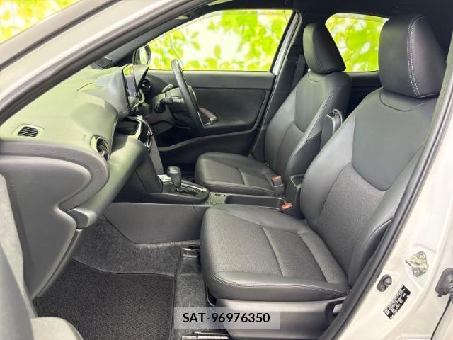 Toyota YARIS CROSS 2024-06 8877213-5