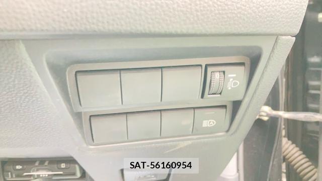 Toyota YARIS CROSS 2022-03 8877625-15