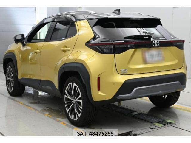 Toyota YARIS CROSS 2023-08 8877663-1