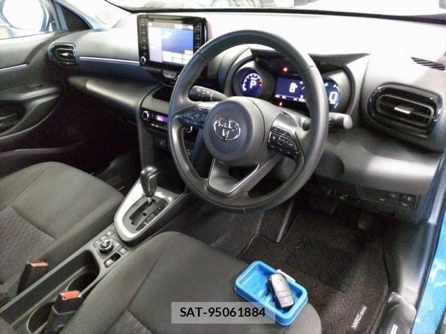 Toyota YARIS CROSS 2021-08 8877682-2
