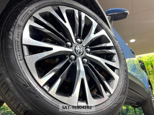Toyota YARIS CROSS 2023-05 8877927-12