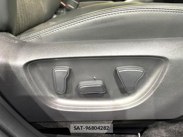Toyota YARIS CROSS 2023-05 8877927-5
