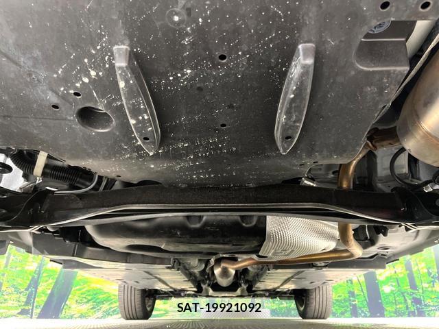 Toyota YARIS CROSS 2021-08 8877928-18