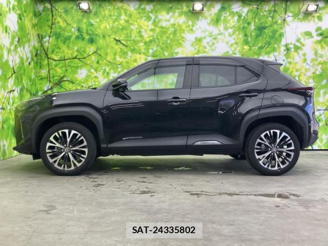 Toyota YARIS CROSS 2023-11 8878130-1