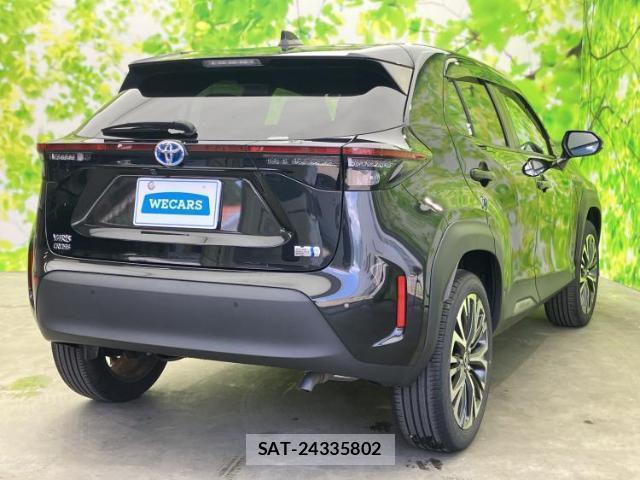 Toyota YARIS CROSS 2023-11 8878130-2