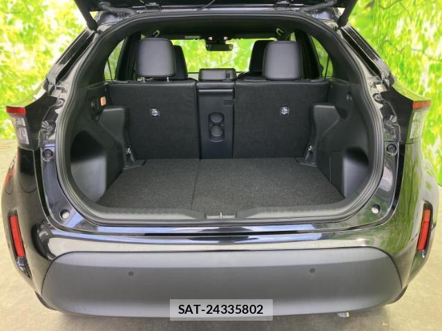 Toyota YARIS CROSS 2023-11 8878130-7