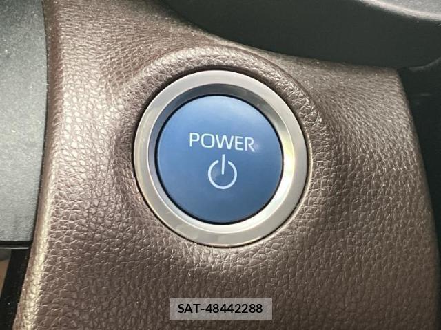 Toyota YARIS CROSS 2021-11 8878141-15