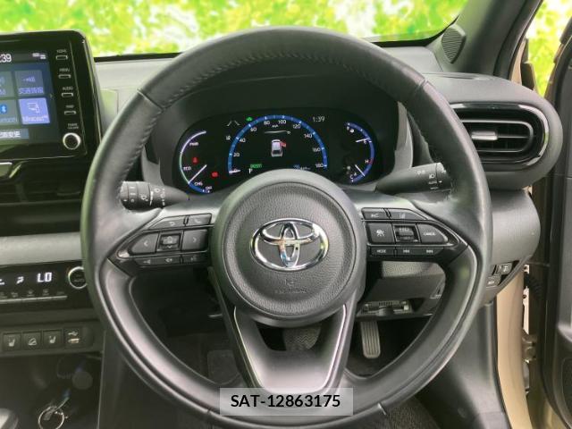 Toyota YARIS CROSS 2022-11 8878275-14