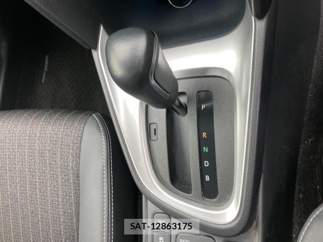 Toyota YARIS CROSS 2022-11 8878275-17