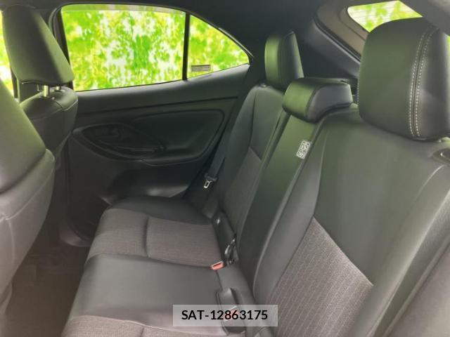 Toyota YARIS CROSS 2022-11 8878275-6