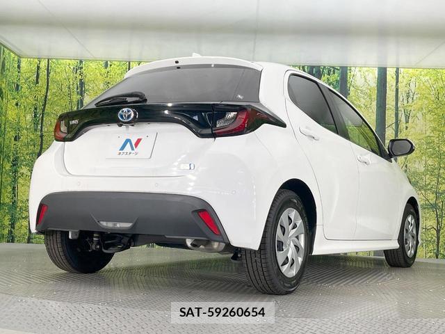 Toyota YARIS 2023-08 8876585-16