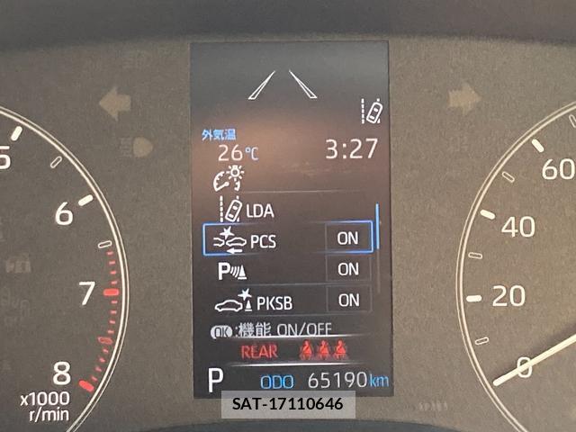 Toyota YARIS 2021-06 8876747-7