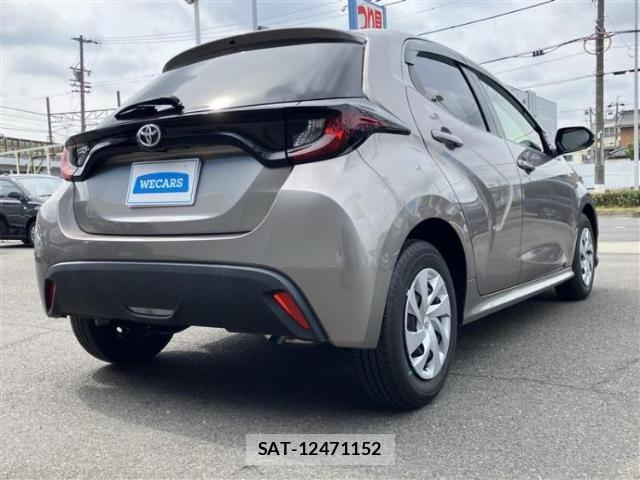 Toyota YARIS 2022-10 8877025-2
