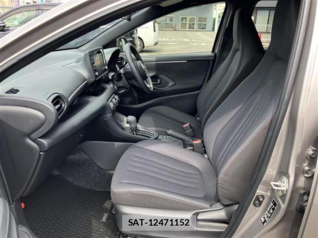 Toyota YARIS 2022-10 8877025-4