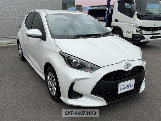 Toyota YARIS 2022-08 8877095-5