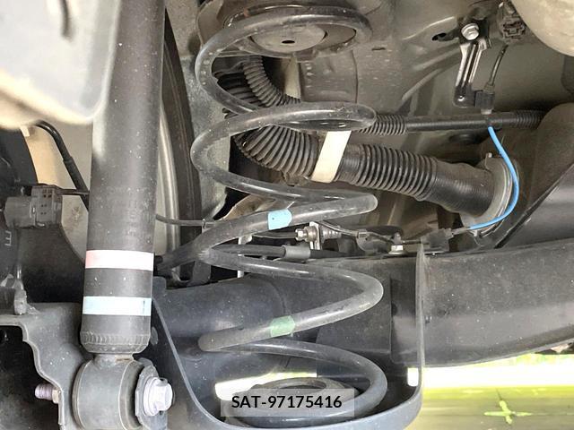 Toyota YARIS 2024-12 8877221-19