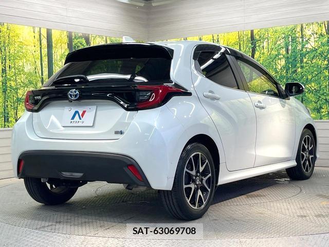 Toyota YARIS 2020-03 8878034-16