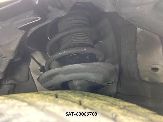 Toyota YARIS 2020-03 8878034-17