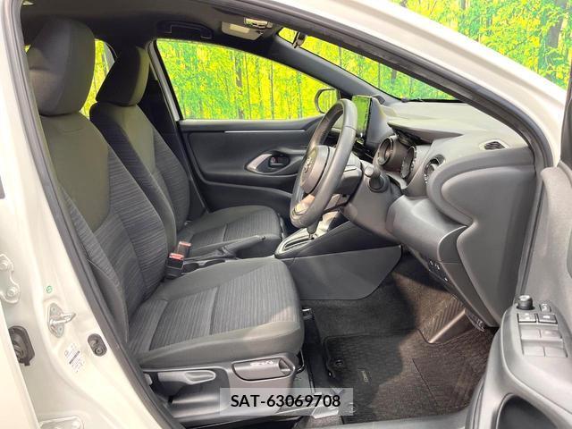 Toyota YARIS 2020-03 8878034-7