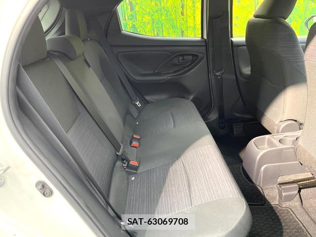 Toyota YARIS 2020-03 8878034-8