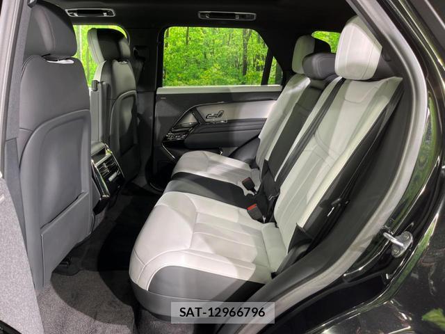 2023 Land Rover Range Rover Sport — Photo 5